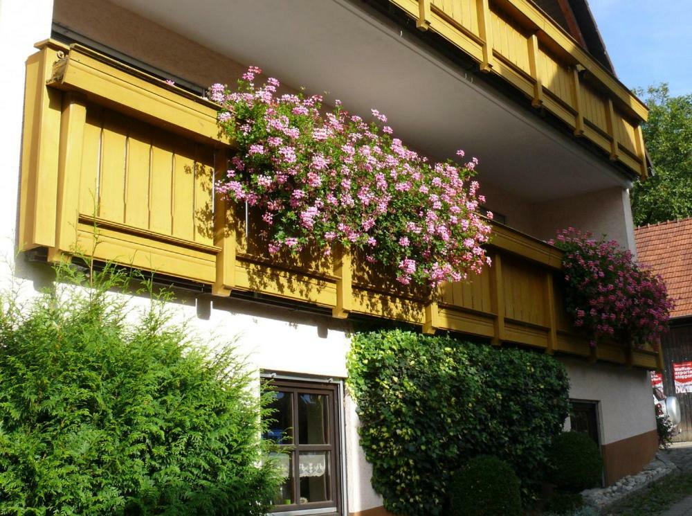 "Kaiser'S" Ferienwohnung Mit Balkon Und Garten Offenhausen Exterior foto