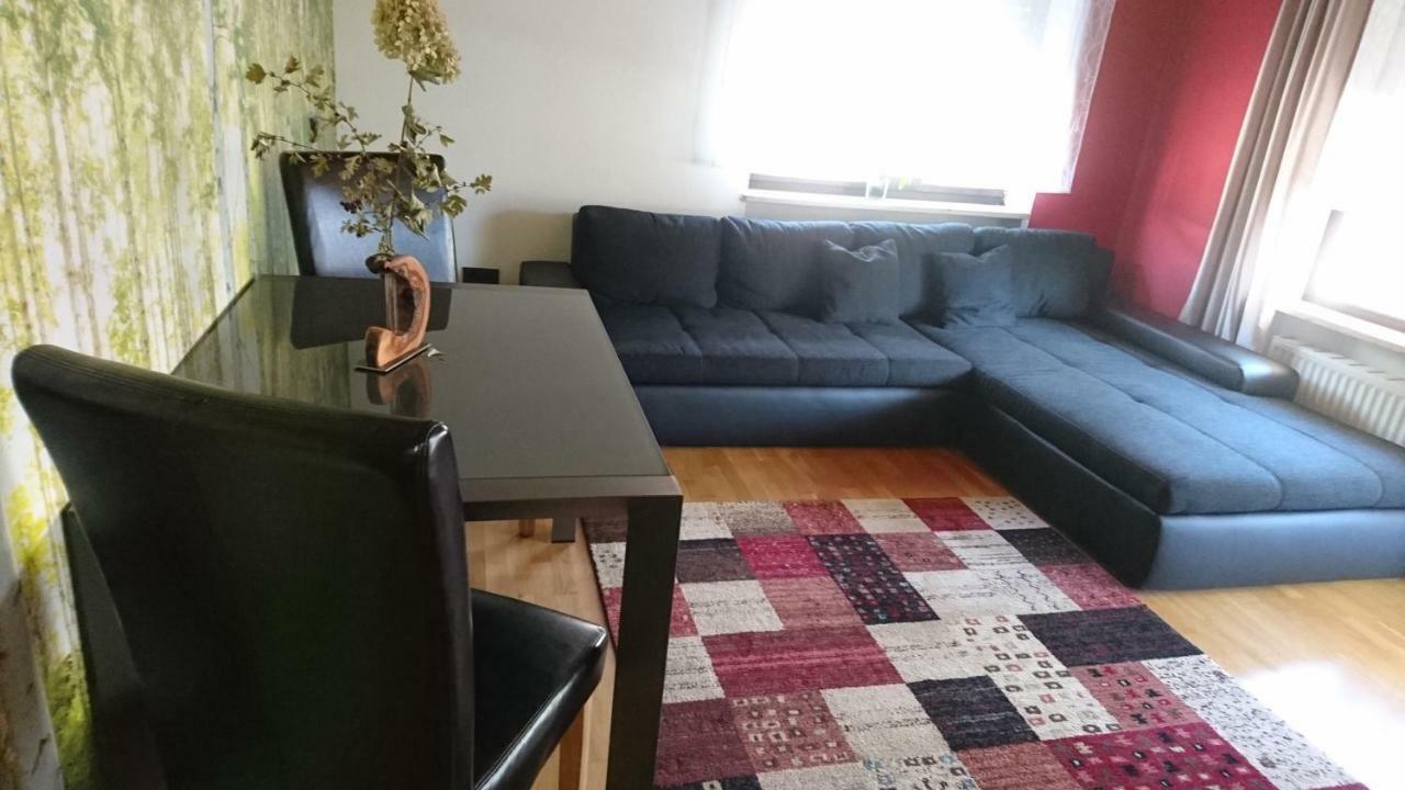 "Kaiser'S" Ferienwohnung Mit Balkon Und Garten Offenhausen Exterior foto